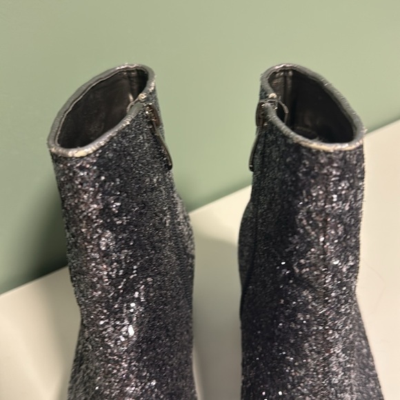 Cape Robbin Glittery Black And Silver Ankle Boots - Picture 4 of 9